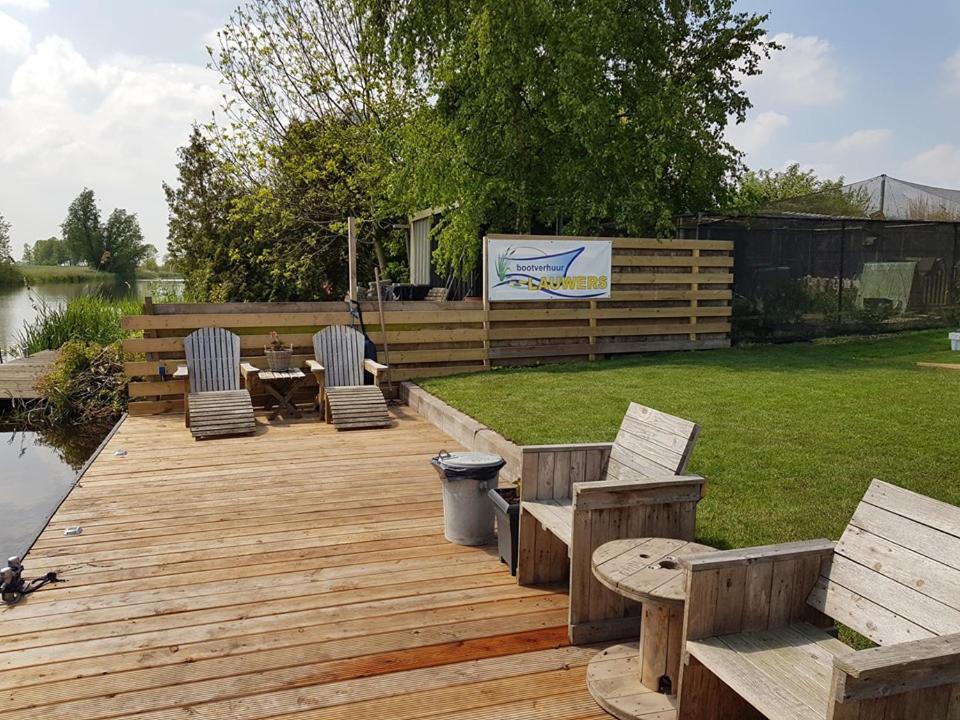 Bed En Breakfast Uitrust Lauwerzijl Exterior foto